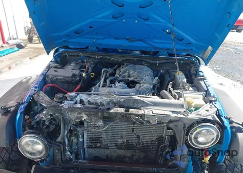 2012 Jeep Wrangler Unlimited Sport z USA, uszkodzony, nr VIN 1C4BJWDG8CL142180